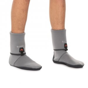 simms-guide-guard-wading-socks-for-men-in-pewter~p~1jppd_01~460.3.jpg