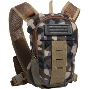 umpqua-zs2-rock-creek-chest-pack-camo-in-camo~p~2yapd_01~460.2.jpg