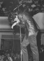 1968 - Cleveland Public Auditorium (10) George Shuba.jpg